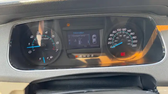 فورد تورس 2014 للبيع. الرياض 5