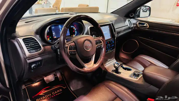 شيروكي 2014 V8 ساميت ( بحالة ممتازة ) 6