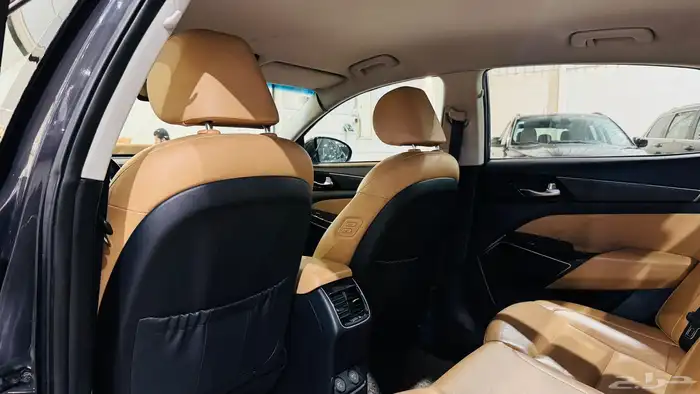 كيا 2020 K7 فل ( بحالة ممتازة ) 9