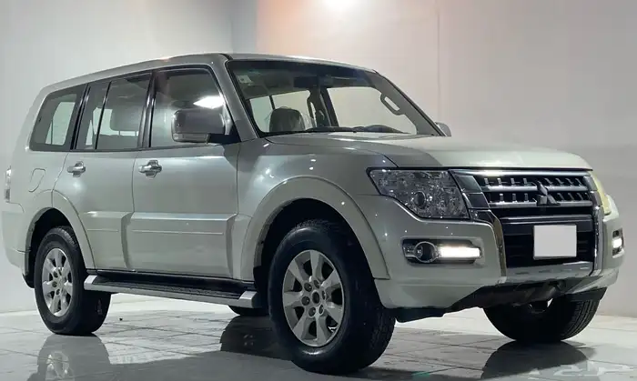 متسوبشي باجيرو GLS 2016 6