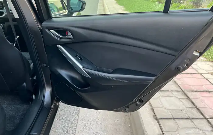 مازدا 6 2016 نظيف جدا 37