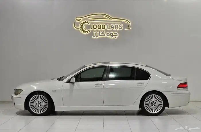 بي ام دبليو 740Li موديل 2006 بحالة ممتازة 3