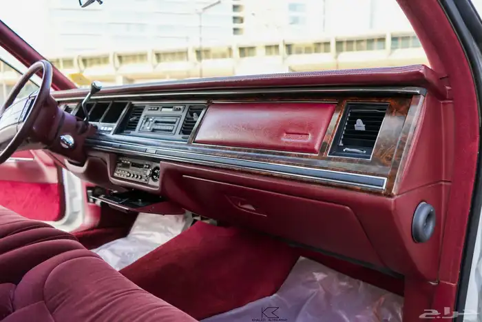 للبيع كلاسيك تاون كار لنكولن 1991 ممشى 12 الف 7