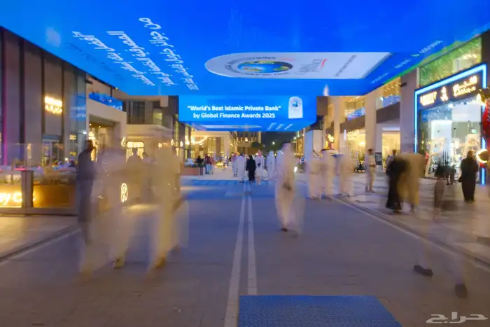 كاميرا فوجي مع عدستين جديدة ونظيفة   XT-30 II 20