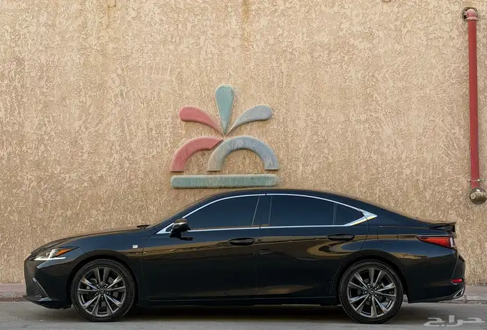 لكزس es350 F sport موديل 2021 4