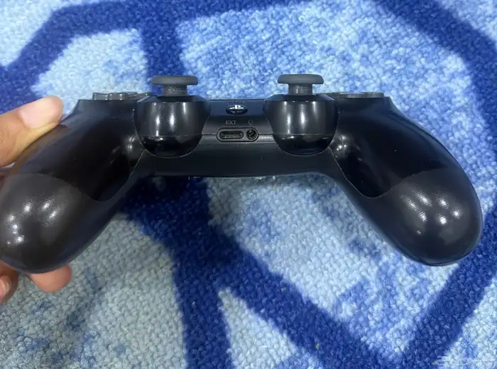 يد سوني 4 للبيع 2