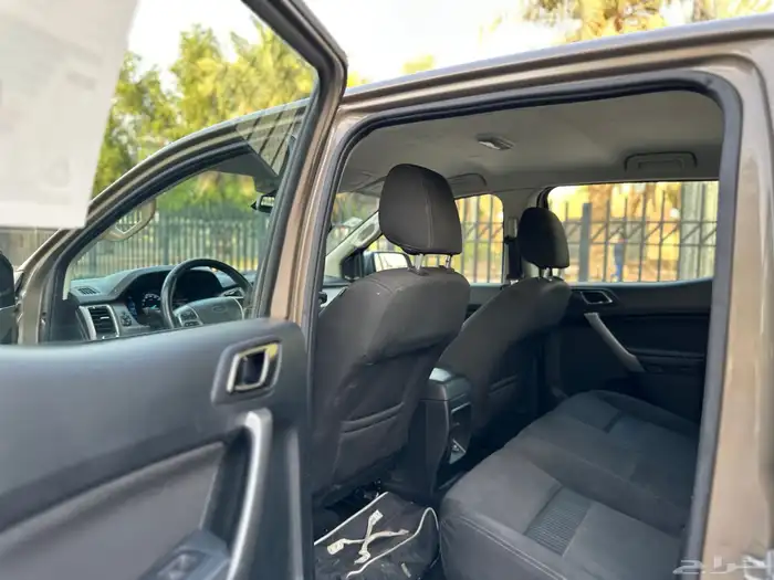 فورد رينجر موديل 2022 سعودي تماتيك ديزل فل بصمة 11