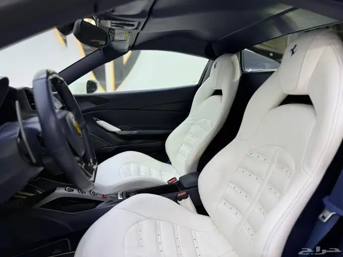 فيراري 488 spider 2