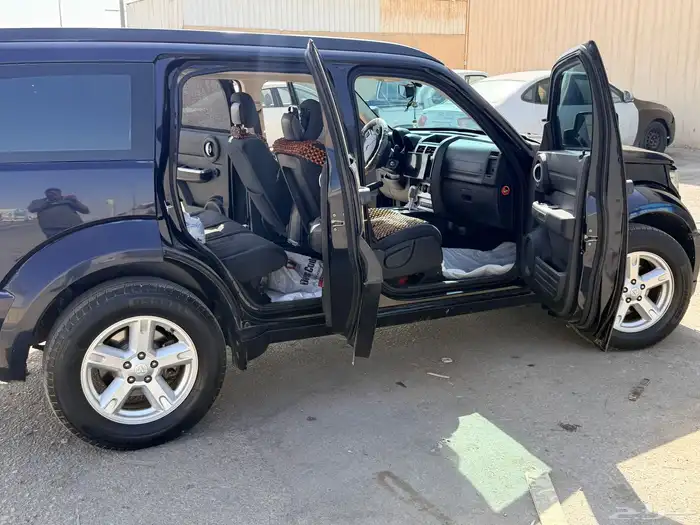 دودج نيترو 2011 0