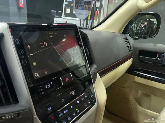 جيب لاندكروزر موديل 2017 وارد عبداللطيف جميل 4