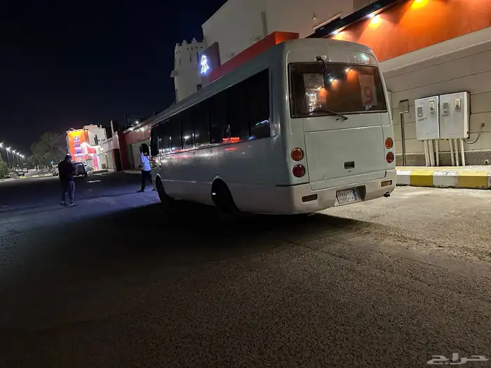 باص متسوبيشي روزا 1