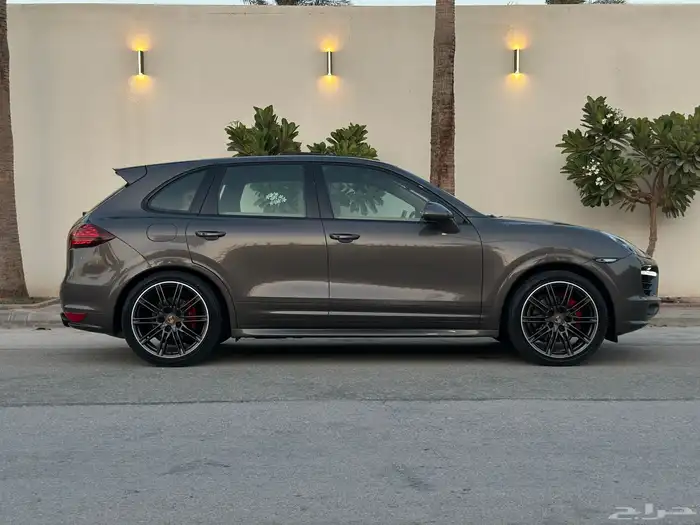 بورش كايين GTS 2013 عداد قليل 3