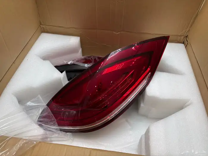 Upgrade your Porsche انوار بورش خلفية 2