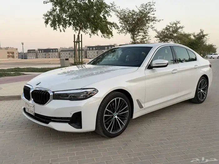 BMW 520i 2023 0