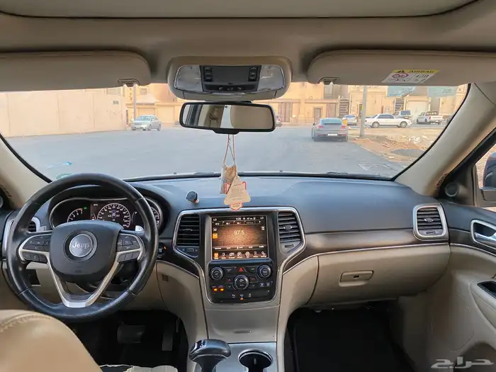 للبيع  جيب جراند شيروكي 2015 ليمتد دبل V6 13