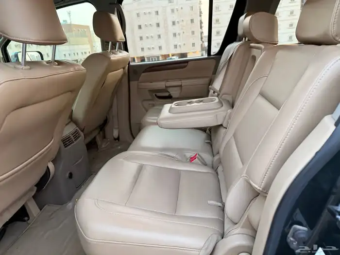 جيب ارمادا2009مخزن 30