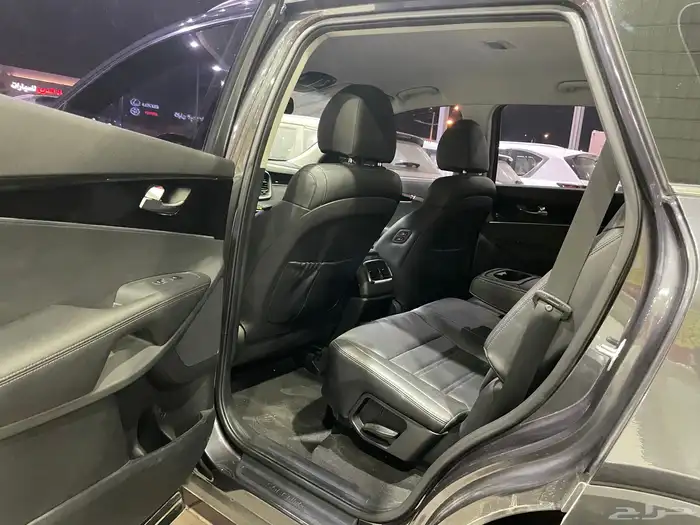 كيا سورنتو 2019 5 ركاب نص فل ( ديزل ) 2.0D 13