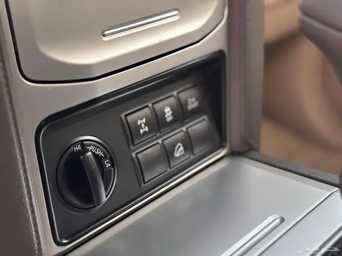 تويوتا برادوTXL 2022فل كامل عداد40 الف 43