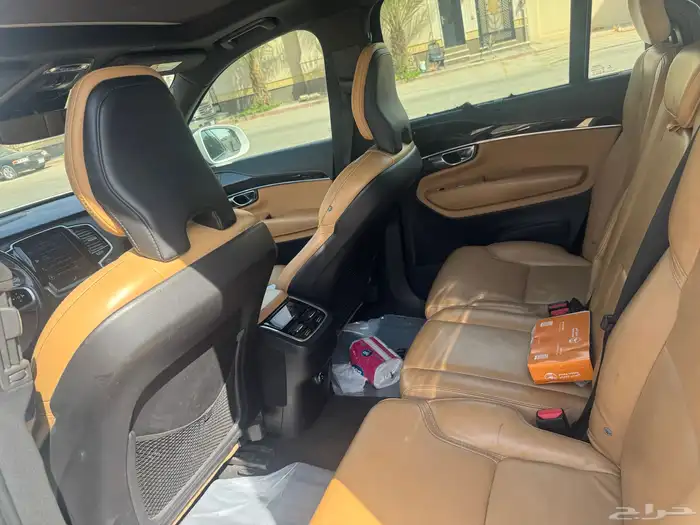 للبيع سيارة جيب فولفو 2019 1