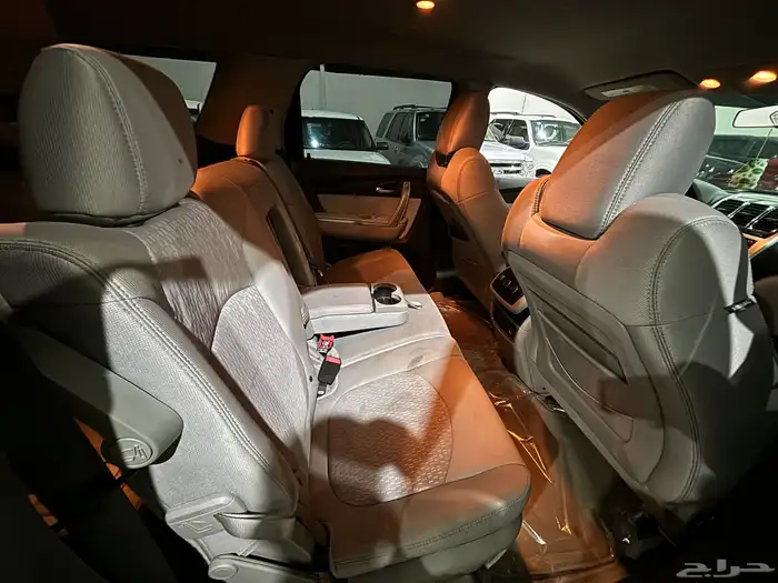 جمس اكاديا 2009 دبل نص فل عائلي ثلاث صفوف سعودي 14