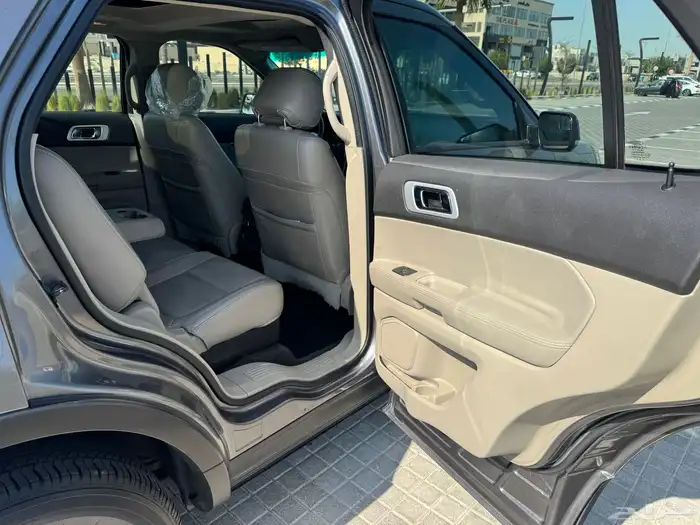 للبيع فورد اكسبلورر 2013 فل دبل 25