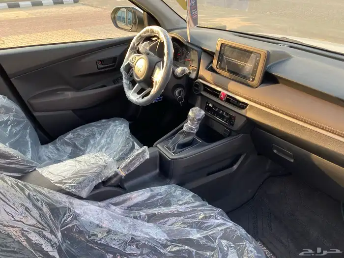 تويتا يارس2024 ممشي 11 الف y plus 26