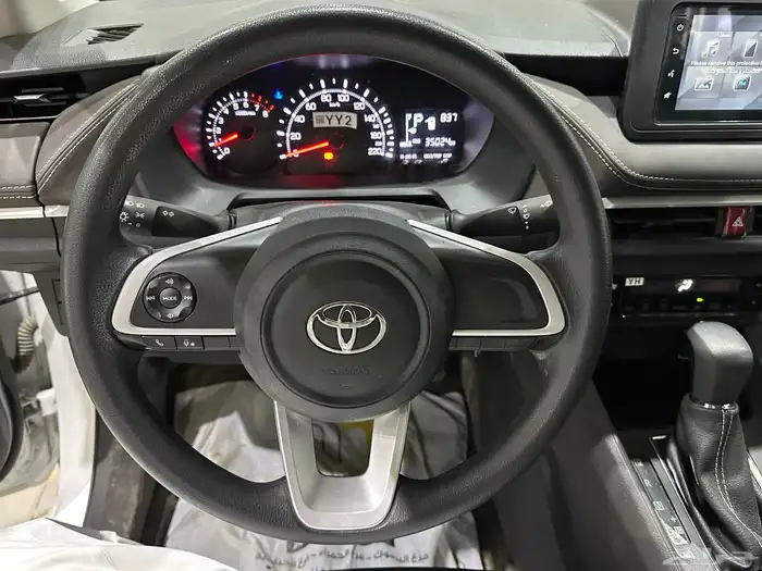 تويوتا يارس 2024 مستعمل 5