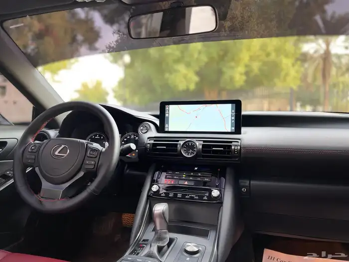 لكزس-IS300-2023(ممشي39الف) 24