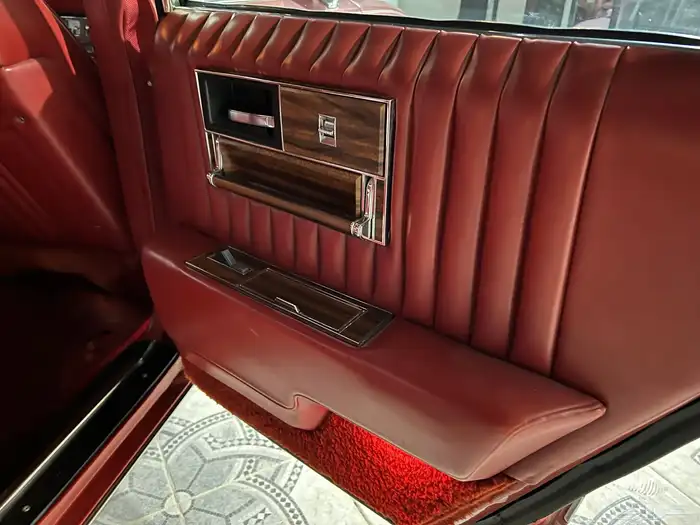 كاديلاك كلاسك Cadillac Seville 1976 15