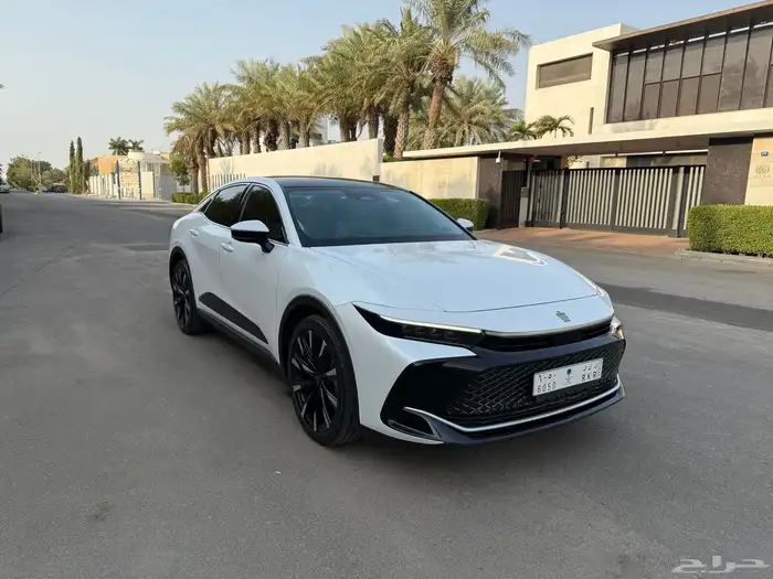 تويوتا كراون ماجستنا 2023 شبه جديد 7