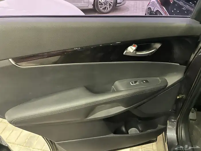 كيا سورنتو 2019 5 ركاب نص فل ( ديزل ) 2.0D 15