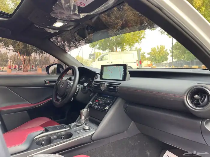 لكزس-IS300-2023(ممشي39الف) 35