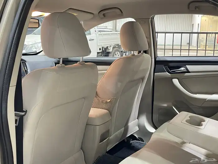 إم جي 360 موديل 2019 11