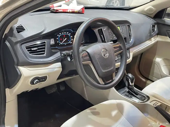 إم جي 360 موديل 2019 8