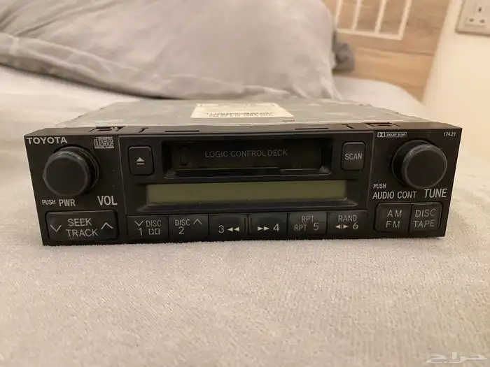 للبيع مسجل اليحيى ومسجل كامري 4