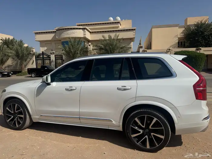 للبيع سيارة جيب فولفو 2019 8