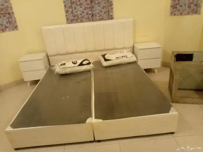 غرفة نوم كاملة  أثاث منزلي  سرير ودولاب وبطانيات 29