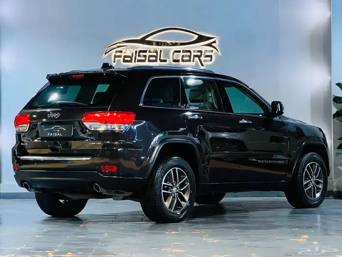 شيروكي 2017 لميتيد V8 بحاله ممتازه 4