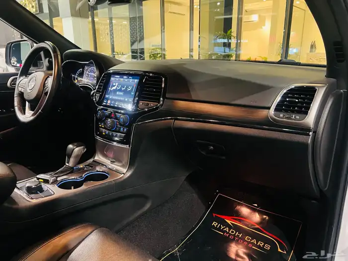 جيب جراند شيروكي 2021 وكاله (بحاله ممتازه) 13