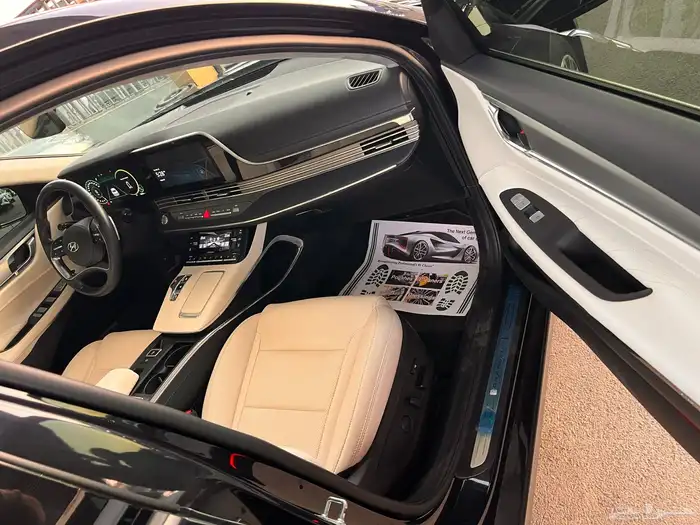 ازيرا 2022 وكاله (بنزين) فل كامل وارد كوريا 22