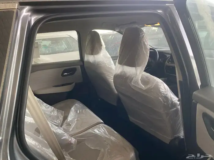 نيسان اكس تريل استندر سعودي 2026 13