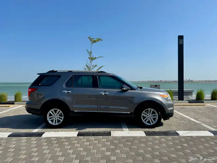 للبيع فورد اكسبلورر 2013 فل دبل 7