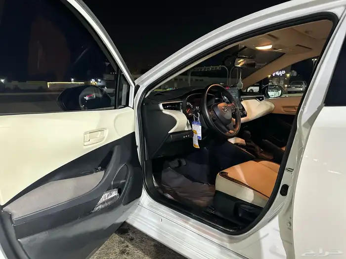 تويوتا كوريلا 2.0 موديل 2025 19