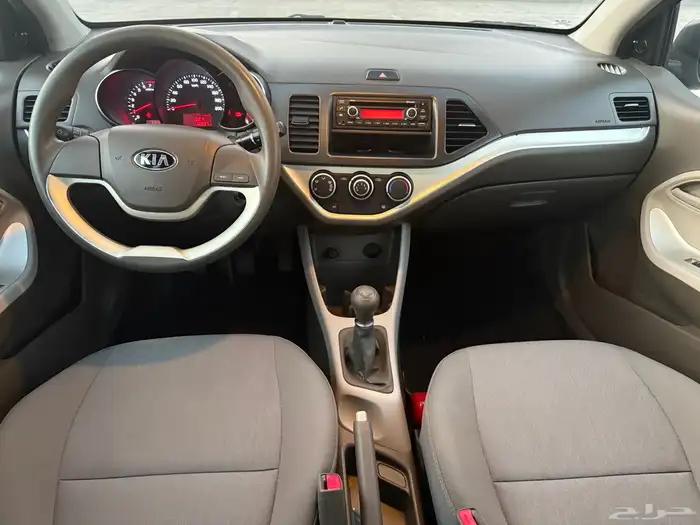 كيا بيكانتو 2016 نظيف 15