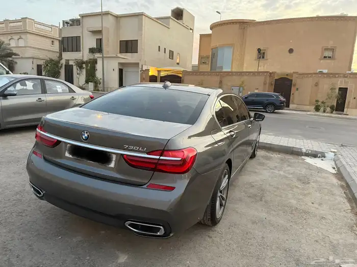بي ام دبليو الفئة السابعة 730 Li موديل 2018 ممشى قليل جدا 6