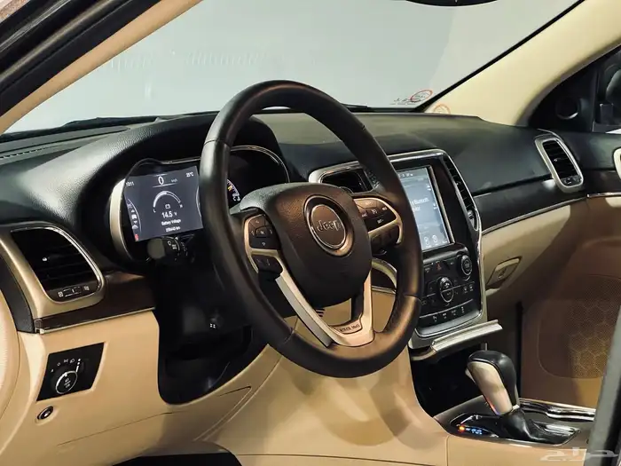 شيروكي 2017 لميتيد V8 بحاله ممتازه 7