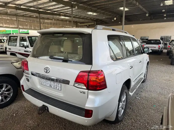 للبيع جي اكس ار 2015 سعودي فل كامل 60 عام عداد 168 الف 8