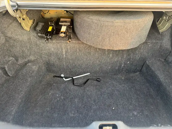 فورد كروان فكتوريا ممشى 170 الف استخدام شخصي 19