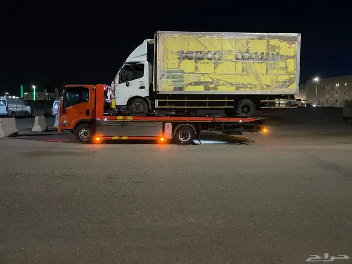 سطحه لنقل السيارات 1