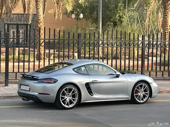 بورش كايمن S 718 2017 نظيف جدا منوة المستخدم 31